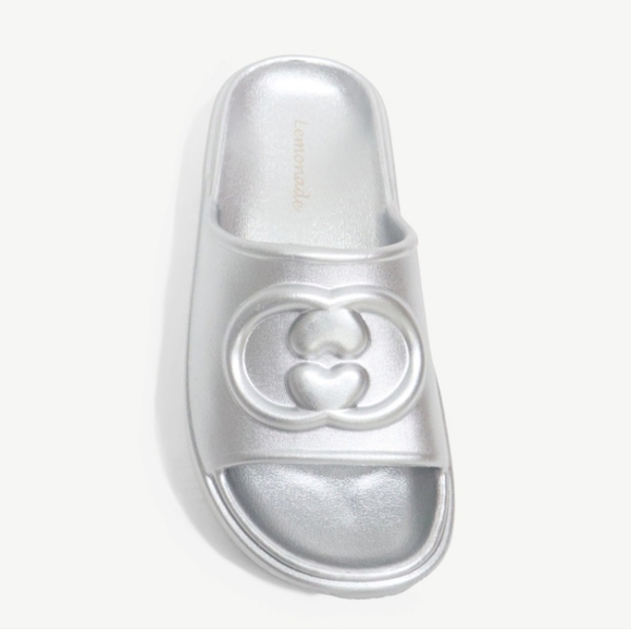 #267 🛑28 (6,7,8,10) FINAL PRICE Must Have Fabulous Chunky Sole Rubber Slides - Picture 3 of 16